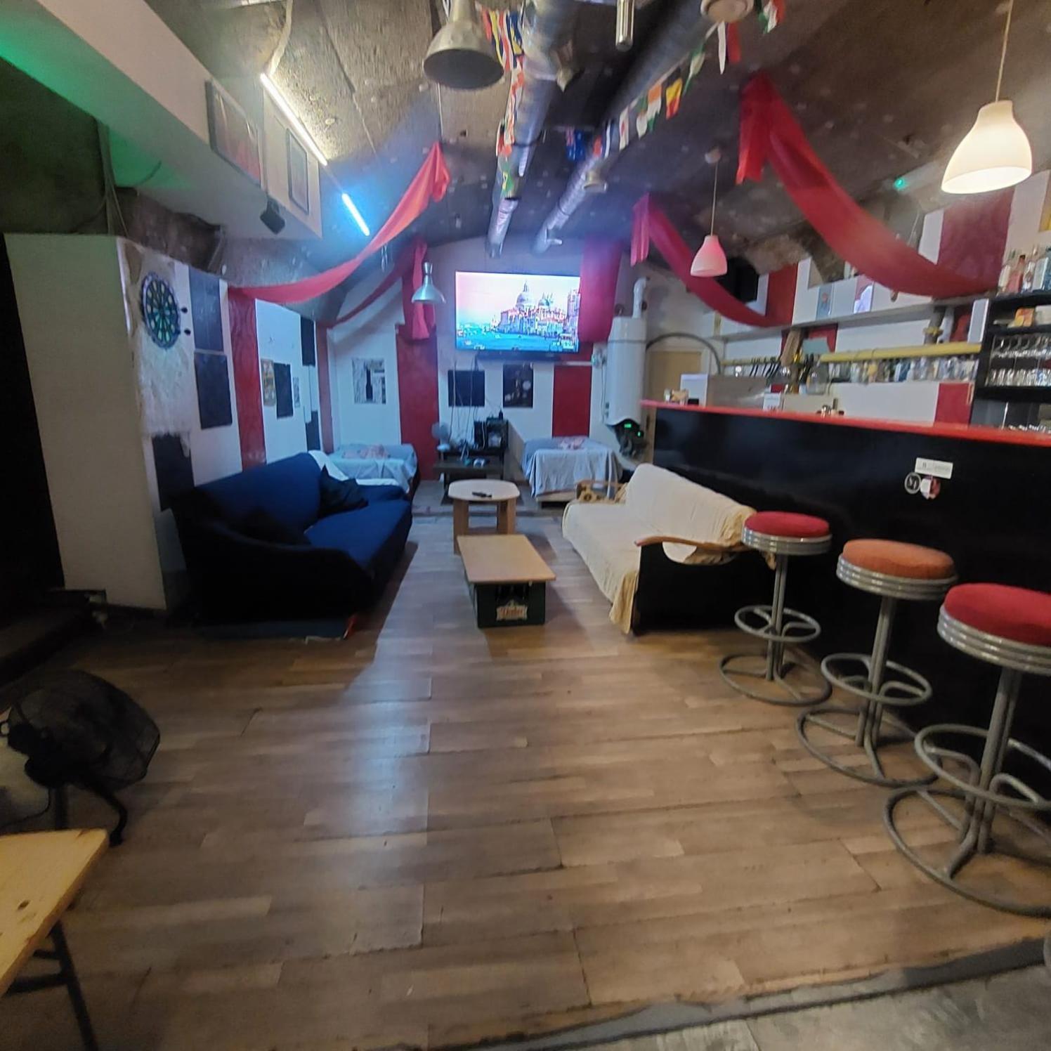 Whole Basement Former Pub For Stag Do, Bachelor House Party Flat Budapest Ngoại thất bức ảnh