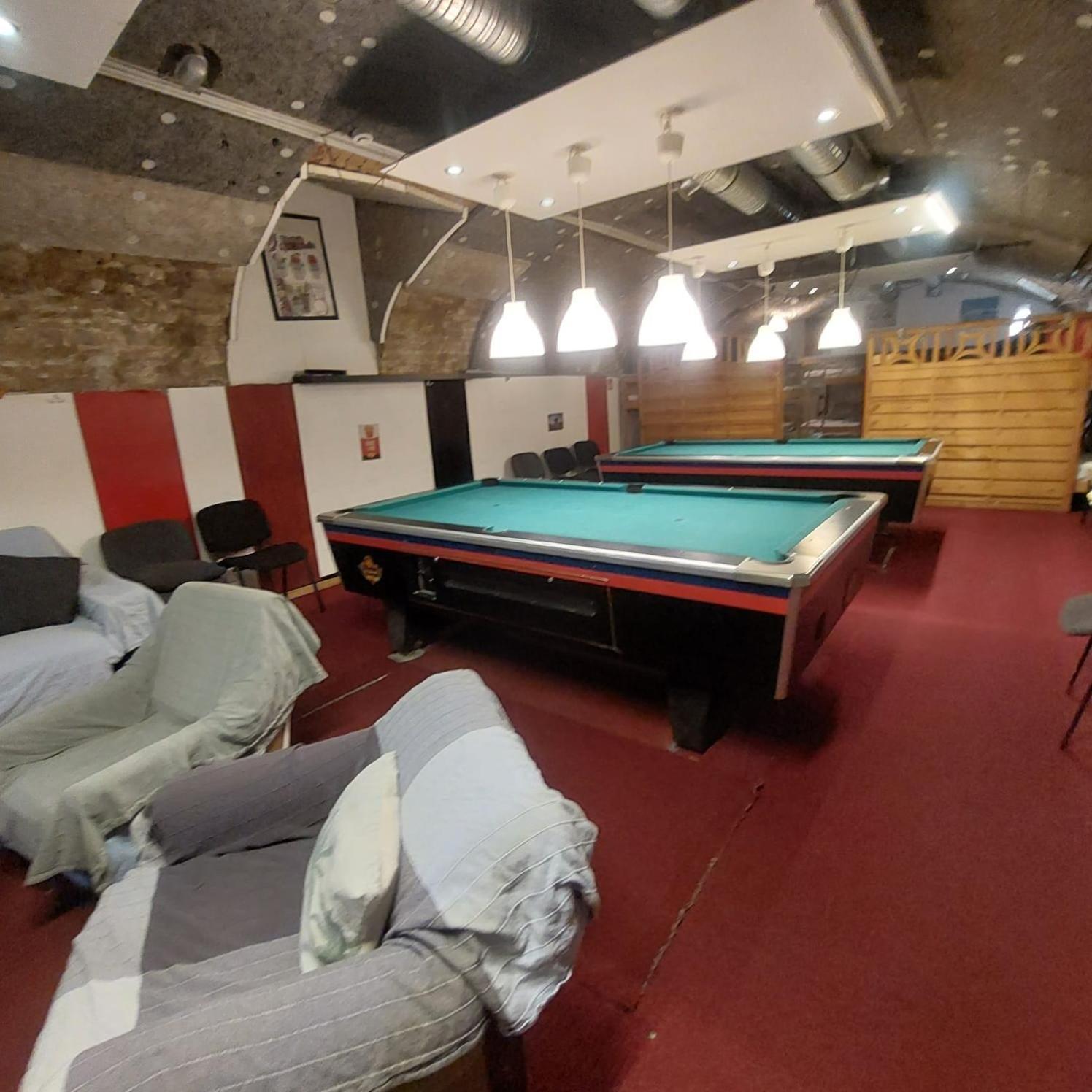 Whole Basement Former Pub For Stag Do, Bachelor House Party Flat Budapest Ngoại thất bức ảnh